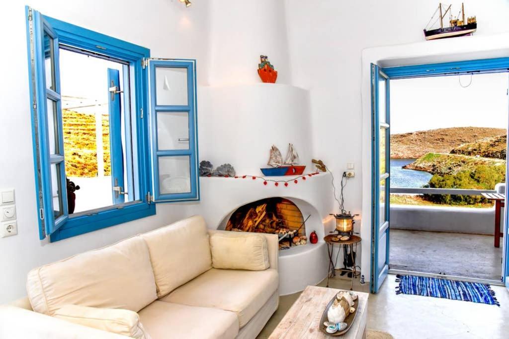 Villa Niloya Kythnos Loutrá Esterno foto