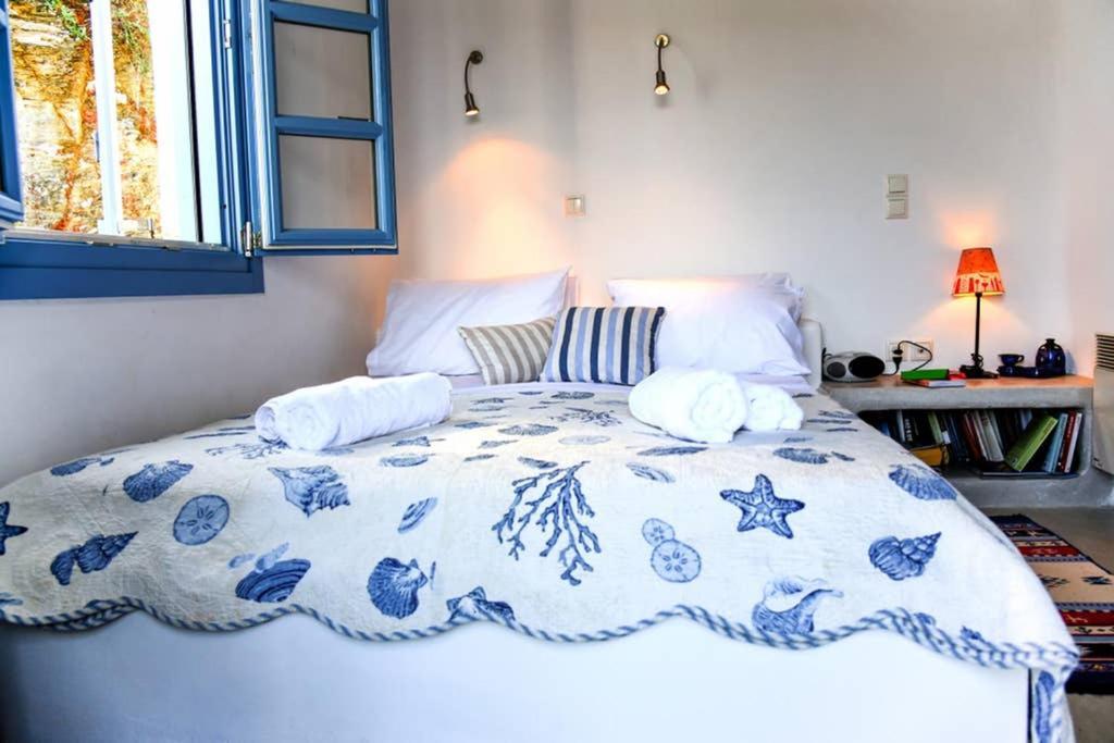 Villa Niloya Kythnos Loutrá Esterno foto